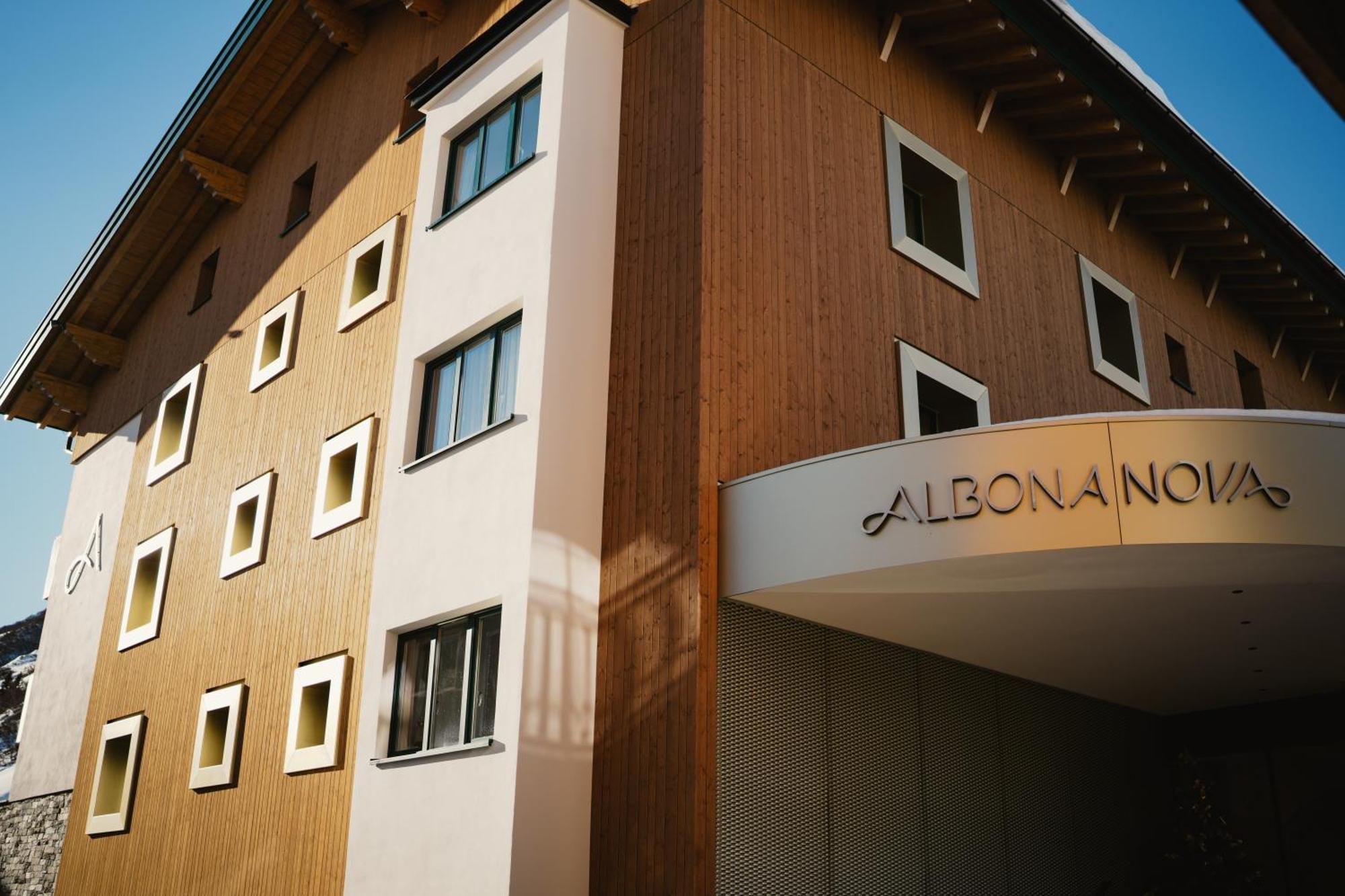 Hotel Albona Nova Zuers Exterior photo